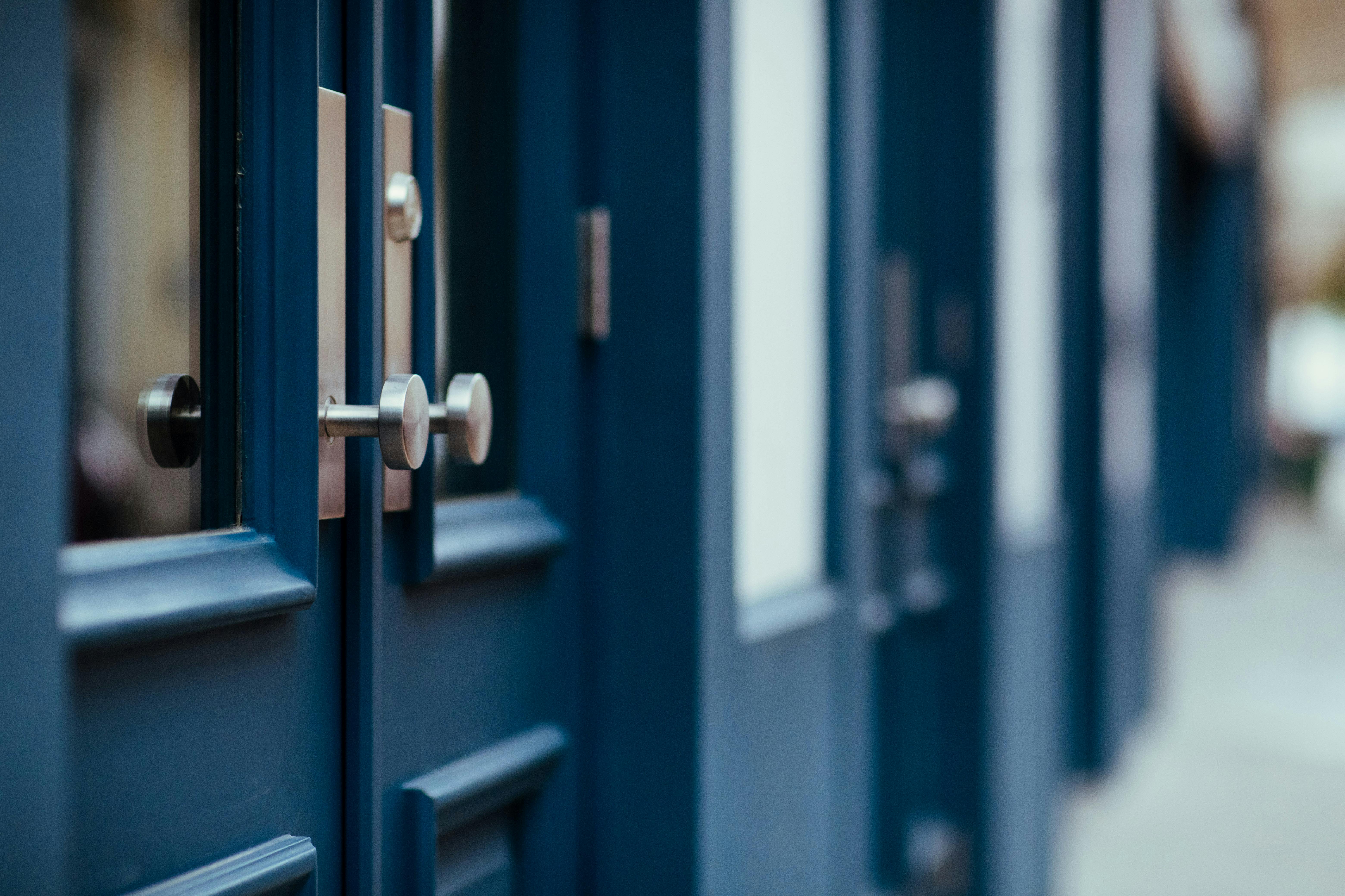 How to Open a Jammed Door Lock: Tips and Tricks