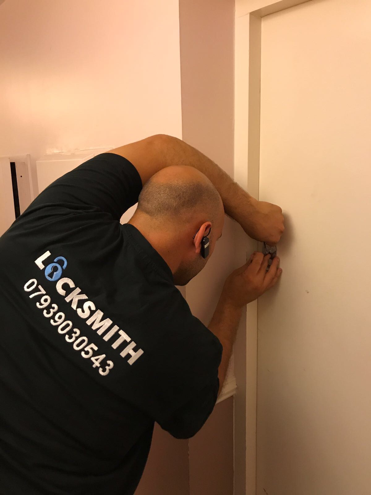 <br />
24-hour locksmith Hertfordshire</p>
<p>